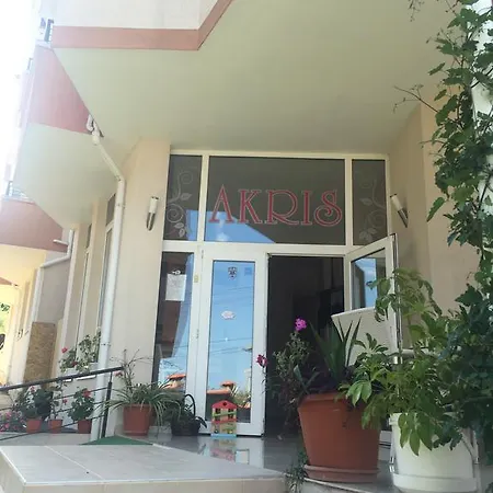 Akris אובזור