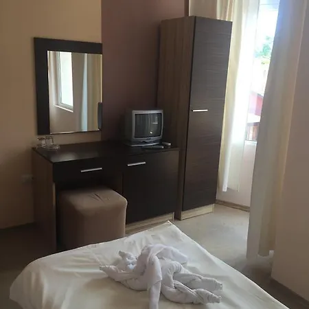 Akris Szálloda Obzor